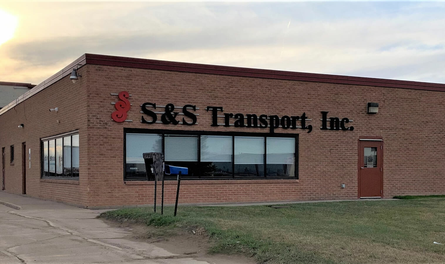 s and s transport office